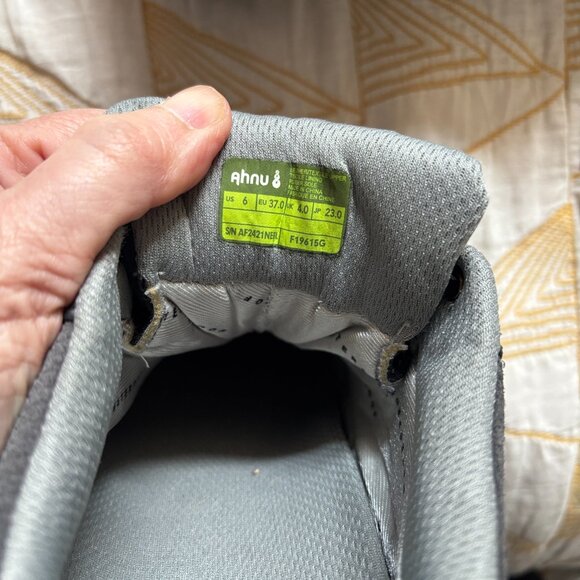 Ahnu Sugarpine Waterproof Hiking Shoe Black Women’s Size 6 - Picture 7 of 7